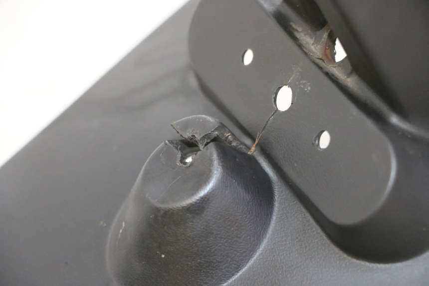 photo de SPRITZSCHUTZ PEUGEOT TWEET PRO CARGO 50 (2018 - 2022) - Gesamtansicht des Produkts