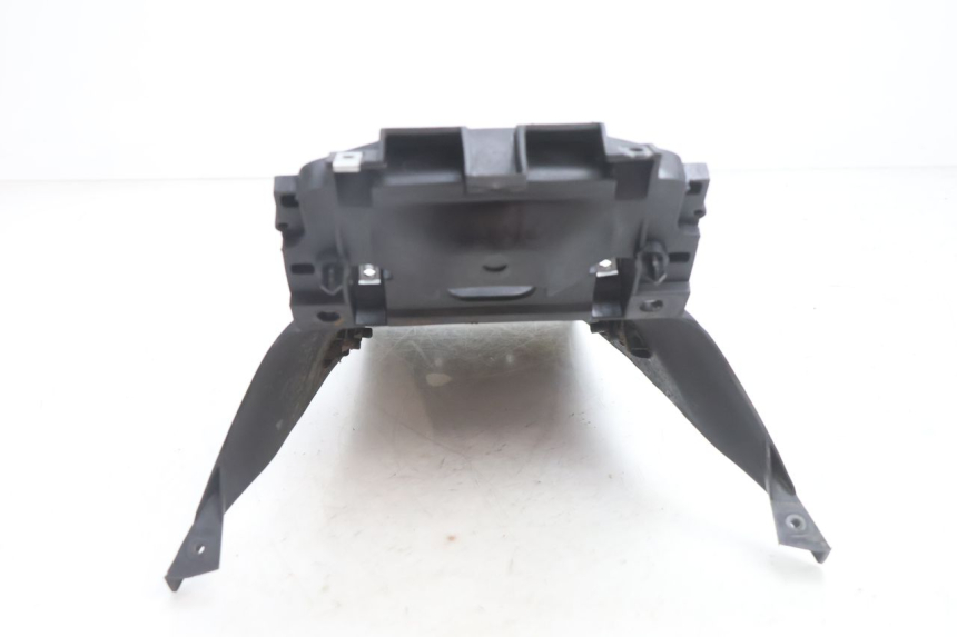 photo de SPRITZSCHUTZ PIAGGIO TYPHOON 50 (2000 - 2009) - Details der Befestigungspunkte
