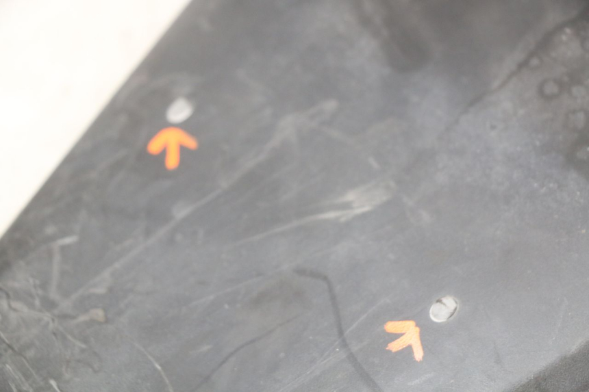 photo de HINTERER KOTFLüGEL YAMAHA X-MAX XMAX 125 (2010 - 2013) - Technische Nahaufnahme