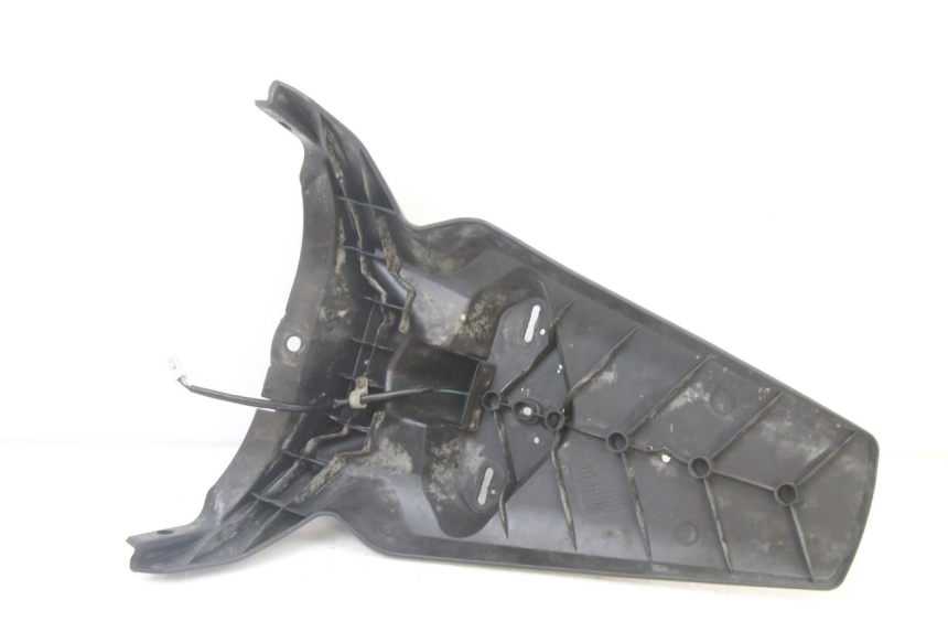 photo de HINTERER KOTFLüGEL YAMAHA X-MAX XMAX 125 (2010 - 2013) - Details der Befestigungspunkte