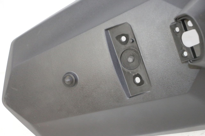 photo de SPRITZSCHUTZ YAMAHA XMAX X-MAX 125 (2021 - 2025) - Oberflächenzustand und Material