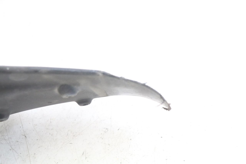 photo de HINTERER KOTFLüGEL PIAGGIO ZIP 2T 50 (2009 - 2019) - Zoom auf Gebrauchszustand