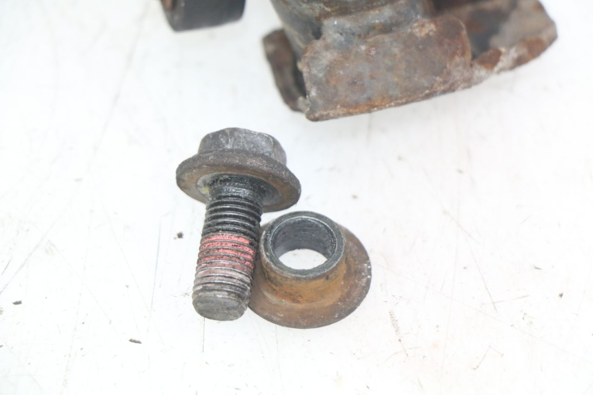 photo de MITTLERER STäNDER HONDA FES PANTHEON 2T 125 (1998 - 2002) - Zoom auf Komponenten