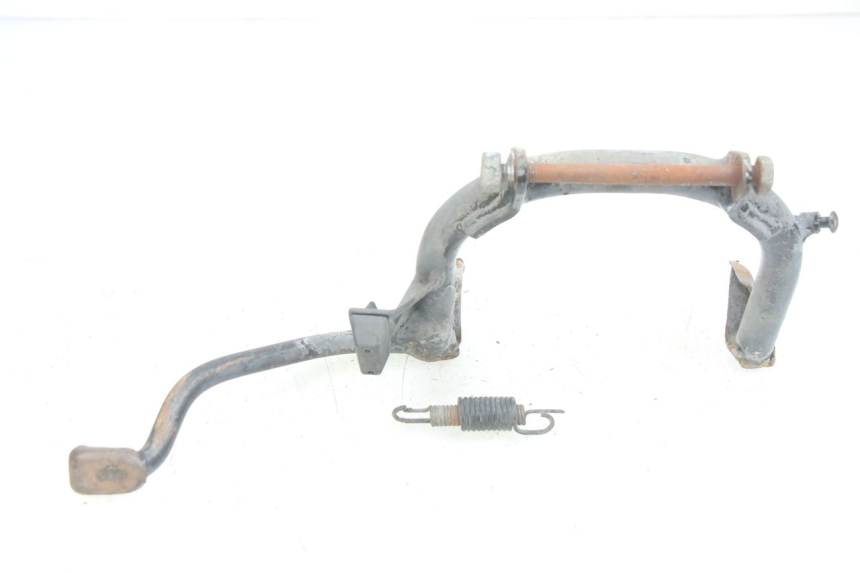 photo de MITTLERER STäNDER PIAGGIO FLY 125 (2005 - 2012) - Details der Befestigungspunkte