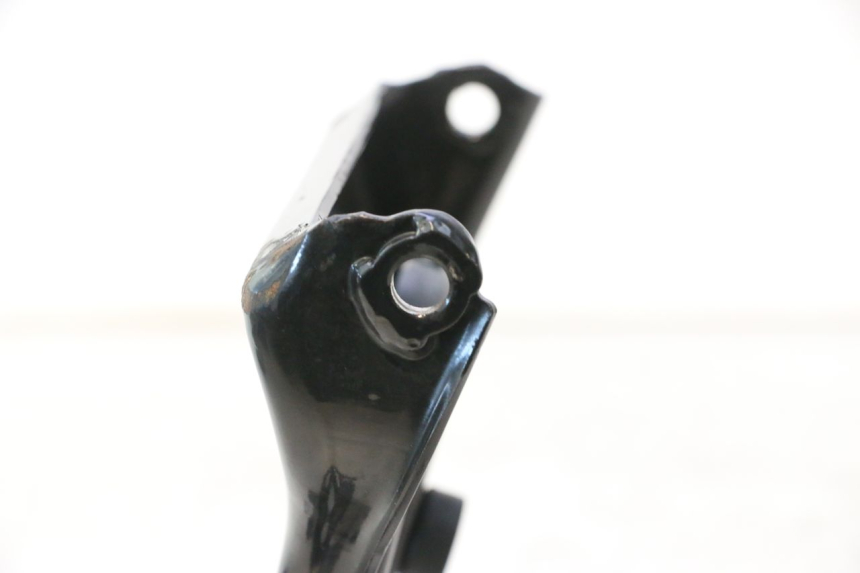 photo de MITTLERER STäNDER PEUGEOT KISBEE 4T 50 (2018 - 2022) - Details der Befestigungspunkte