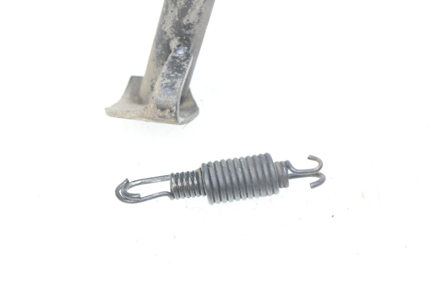 photo de MITTLERER STäNDER PIAGGIO MP3 LT 300 (2010 - 2016) - Details der Befestigungspunkte