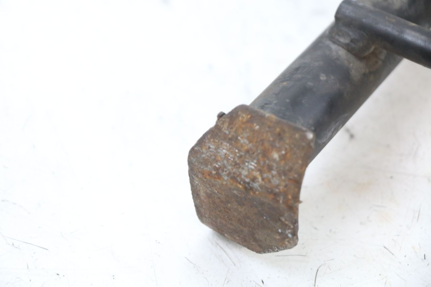 photo de MITTLERER STäNDER PIAGGIO MP3 LT 400 (2007 - 2012) - Details der Befestigungspunkte