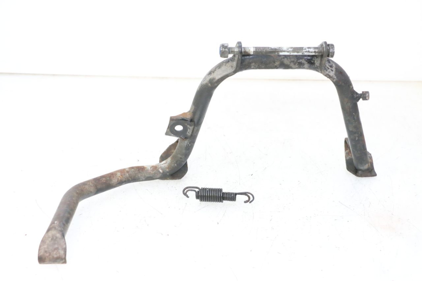 photo de MITTLERER STäNDER PIAGGIO MP3 LT 300 (2010 - 2016) - Details der Befestigungspunkte