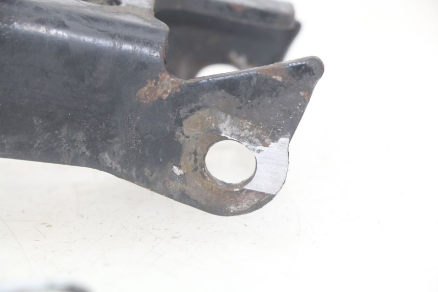 photo de MITTLERER STäNDER APRILIA SR LC 50 (1997 - 2004) - Gesamtansicht des Produkts