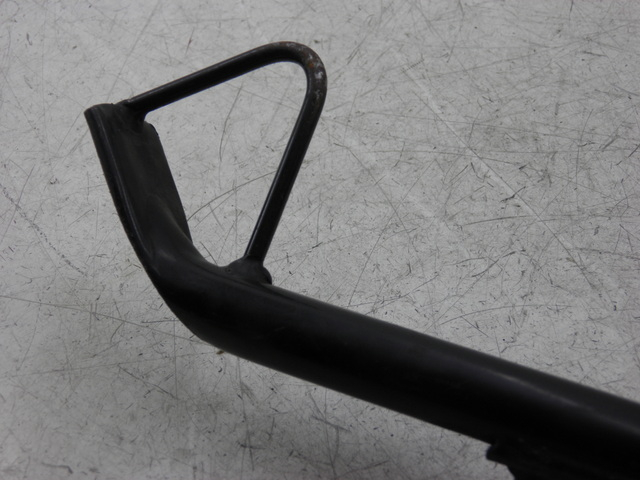 photo de SEITENSTÄNDER SUZUKI BURGMAN EXECUTIVE 650 (2008 - 2010) - Details der Befestigungspunkte