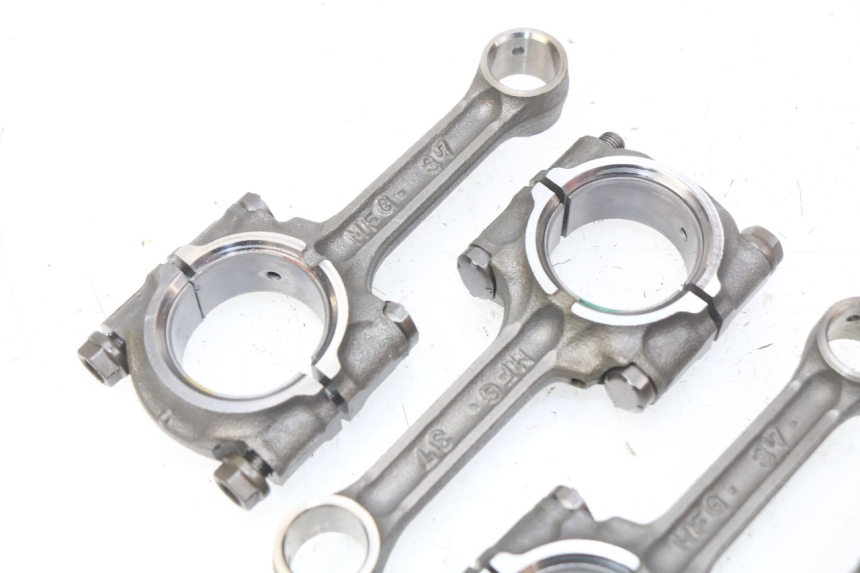 photo de PLEUEL HONDA CBRF CBR-F PC41 600 (2011 - 2013) - Oberflächenzustand und Material