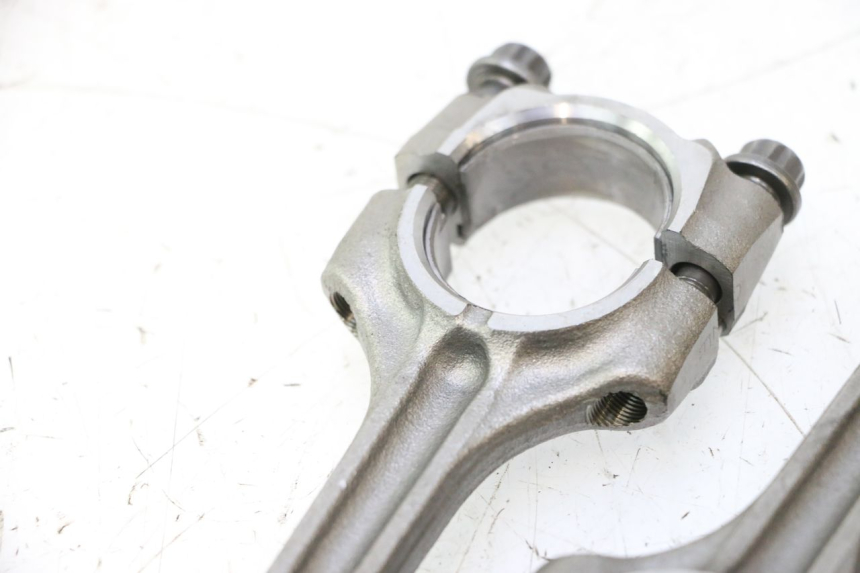 photo de PLEUEL SUZUKI GSR 600 (2005 - 2012) - Details der Befestigungspunkte