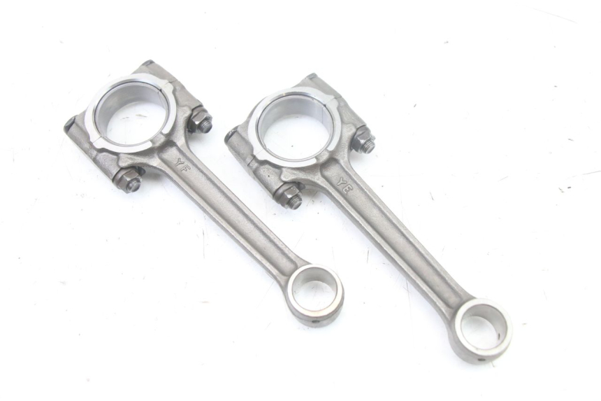 photo de PLEUEL YAMAHA FZS FAZER 600 (2001 - 2003) - Oberflächenzustand und Material