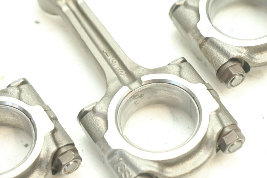 photo de PLEUEL YAMAHA YZF R6 600 (2008 - 2009) - Oberflächenzustand und Material