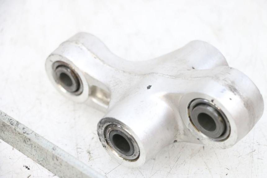 photo de UMLENKHEBEL SUZUKI GSF N BANDIT 600 (1996 - 1999) - Charakteristische Merkmale