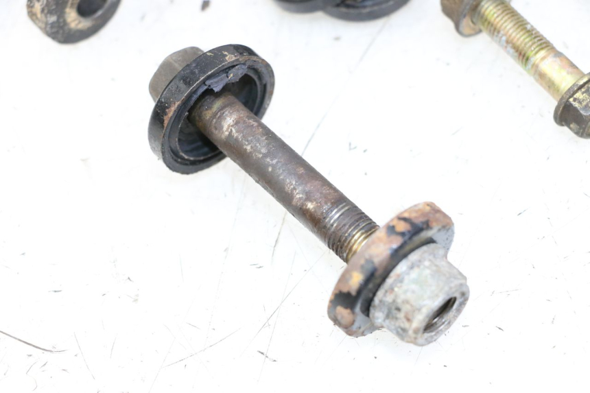 photo de UMLENKHEBEL KYMCO STRYKER OFF ROAD 125 (1999 - 2005) - Weitere Ansicht des Artikels