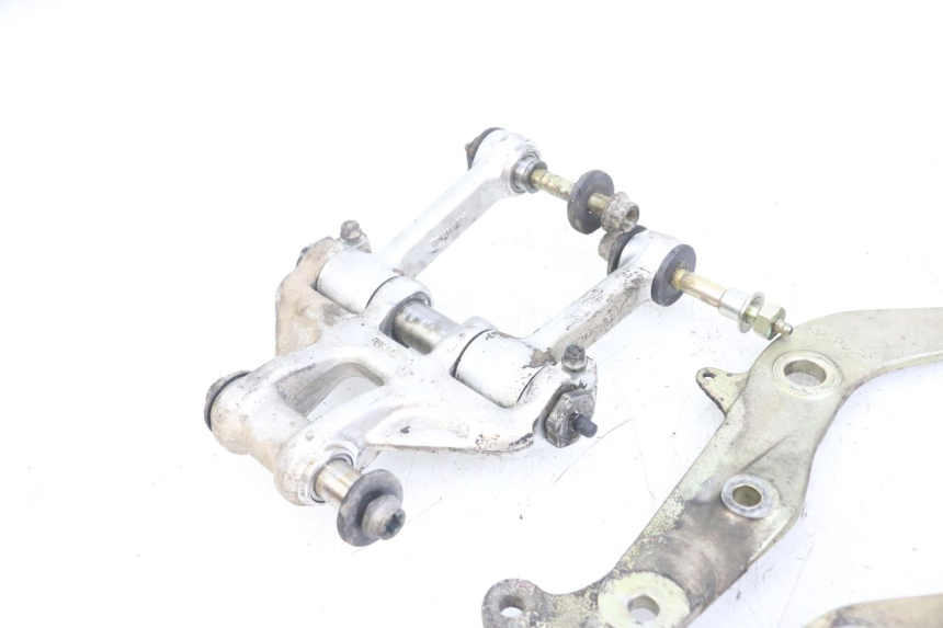 photo de STOßDäMPFERSTREBE TRIUMPH SPEED TRIPLE T301 900 (1994 - 1996) - Fokus auf die Struktur