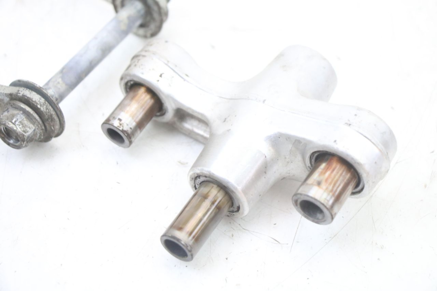 photo de UMLENKHEBEL SUZUKI GSF S BANDIT 600 (2000 - 2004) - Technische Nahaufnahme