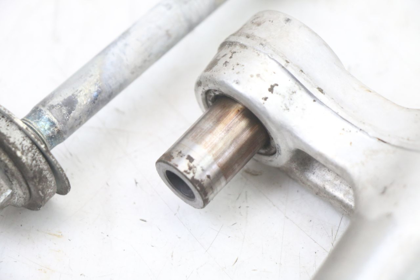 photo de UMLENKHEBEL SUZUKI GSF S BANDIT 600 (2000 - 2004) - Oberflächenzustand und Material