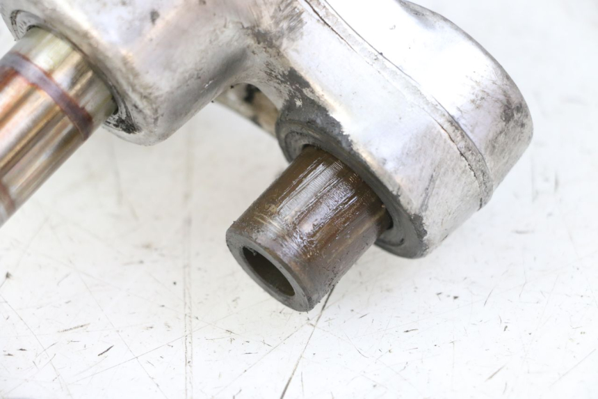 photo de UMLENKHEBEL SUZUKI SV S 650 (1999 - 2002) - Details der Befestigungspunkte