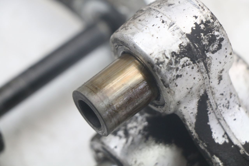 photo de STOßDäMPFERSTREBE SUZUKI SV N 650 (1999 - 2002) - Zoom auf Gebrauchszustand