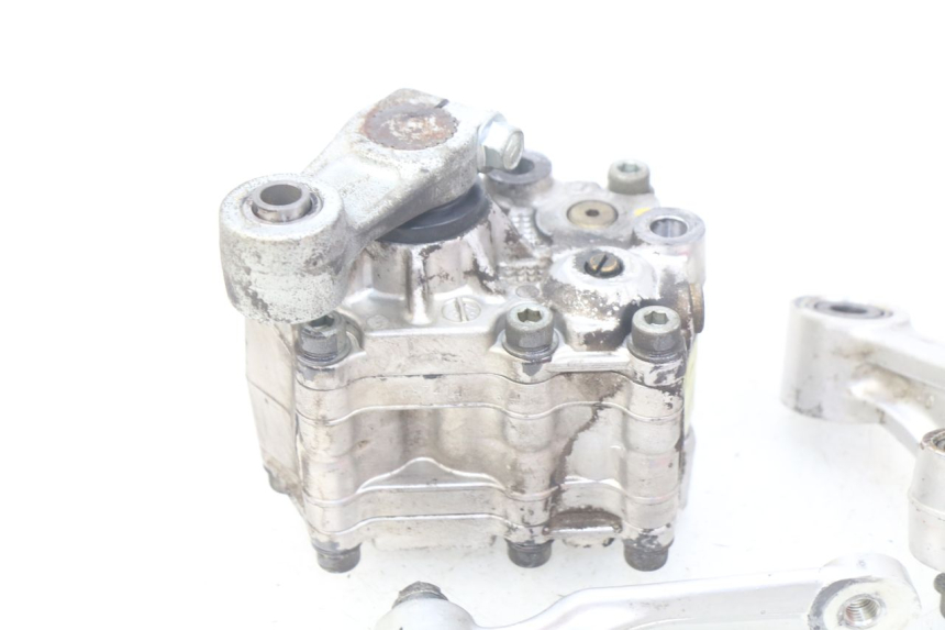 photo de STOßDäMPFERSTREBE SUZUKI TLS TL S 1000 (1997 - 2001) - Technische Nahaufnahme