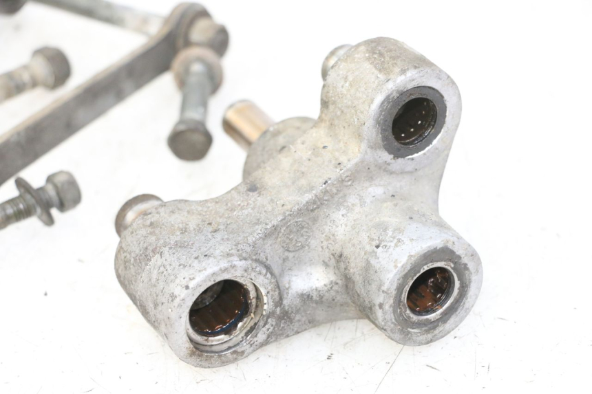 photo de STOßDäMPFERSTREBE YAMAHA FZS FAZER 600 (2001 - 2003) - Oberflächenzustand und Material