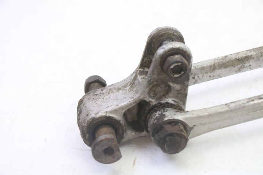 photo de UMLENKHEBEL YAMAHA YZ 125 (1998 - 2005) - Detailansicht des Bauteils