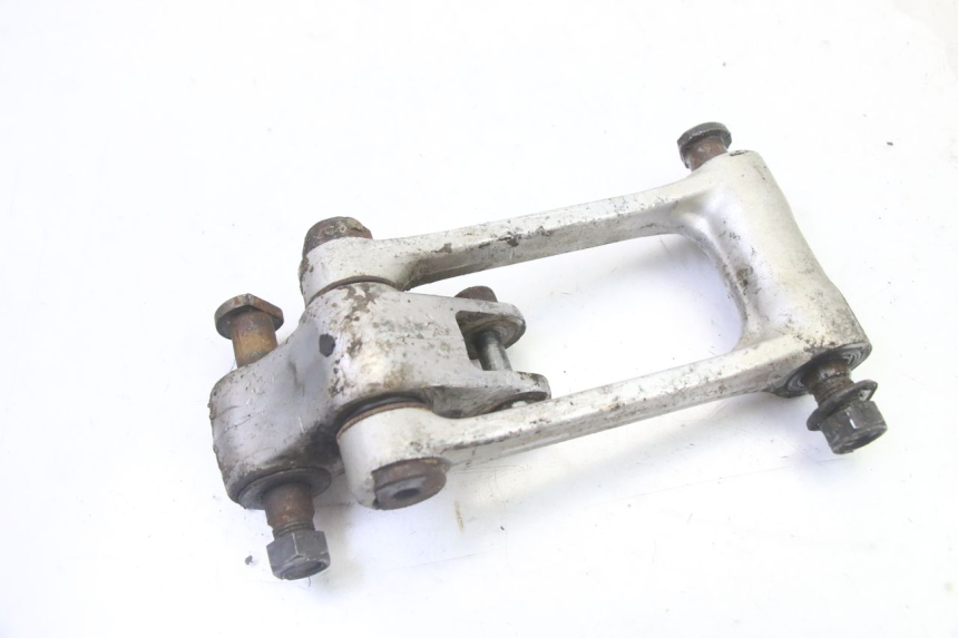 photo de UMLENKHEBEL YAMAHA YZ 125 (1998 - 2005) - Details der Befestigungspunkte