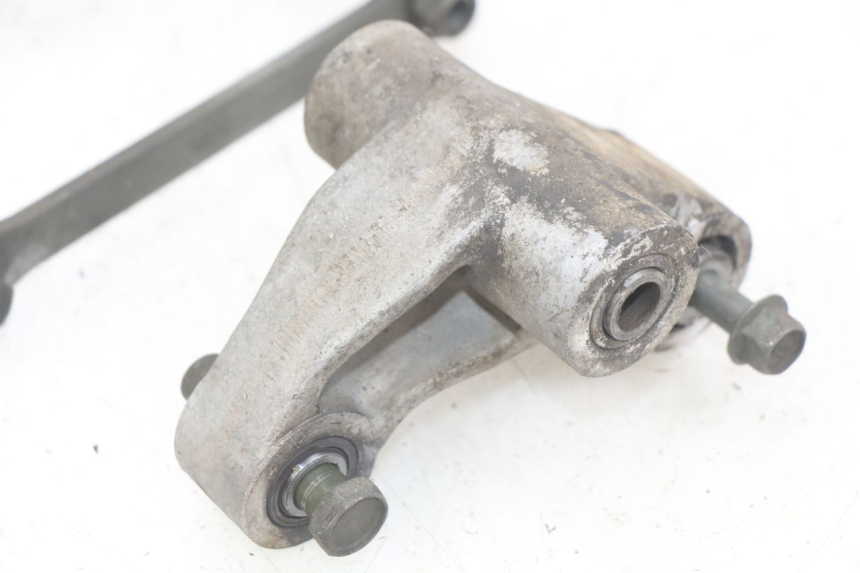 photo de STOßDäMPFERSTREBE YAMAHA YZF R THUNDERCAT 600 (1996 - 2003) - Detaillierte Sichtprüfung