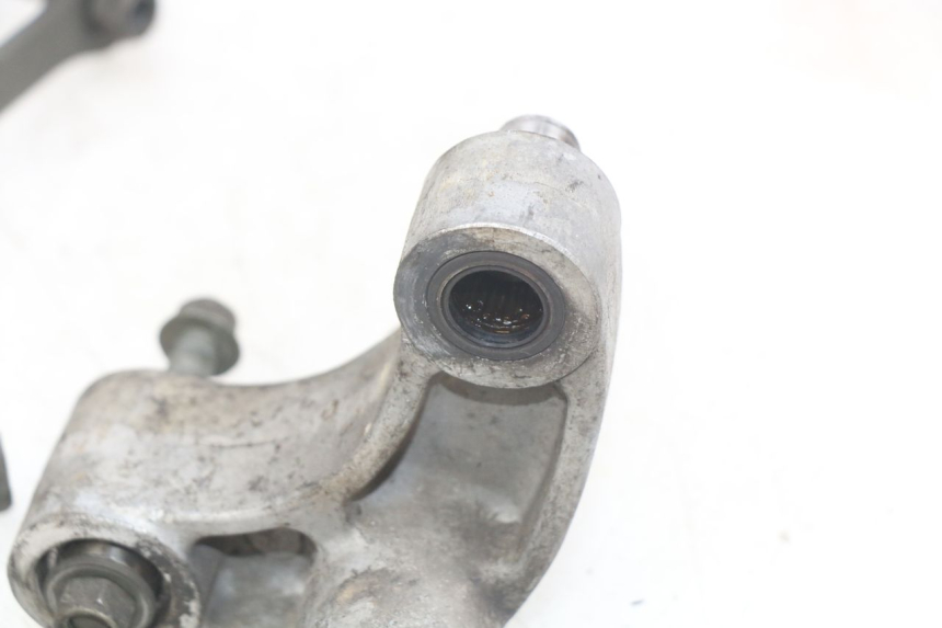 photo de STOßDäMPFERSTREBE YAMAHA YZF R THUNDERCAT 600 (1996 - 2003) - Zoom auf Gebrauchszustand