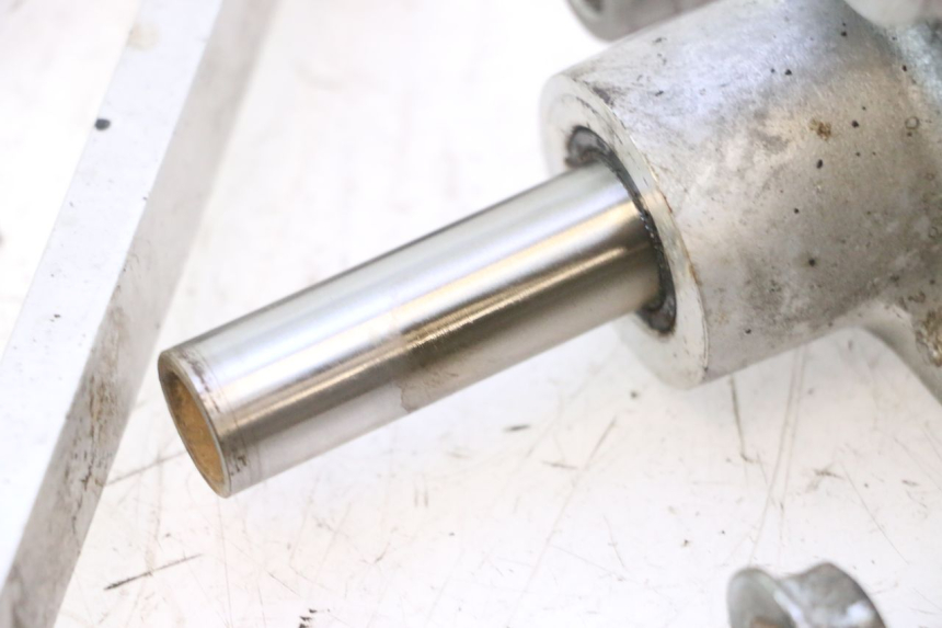 photo de UMLENKHEBEL YAMAHA YZF R6 600 (2008 - 2009) - Detailansicht des Bauteils