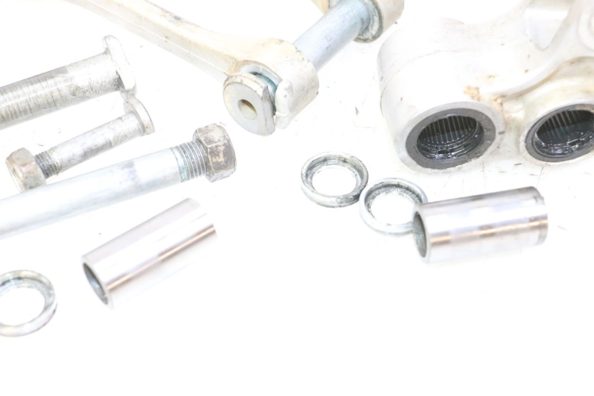 photo de UMLENKHEBEL YAMAHA YZF YZ-F 450 (2014 - 2016) - Oberflächenzustand und Material