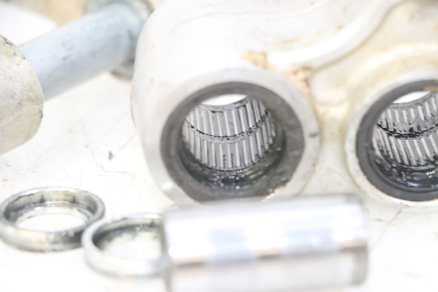 photo de UMLENKHEBEL YAMAHA YZF YZ-F 450 (2014 - 2016) - Kennzeichnungen und Originalreferenzen