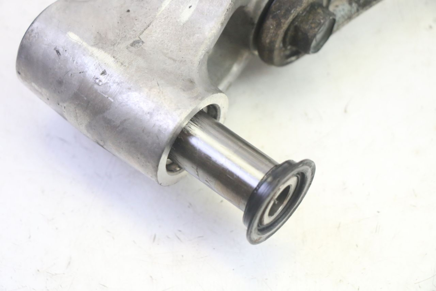 photo de UMLENKHEBEL KAWASAKI ZR 7 750 (1999 - 2004) - Oberflächenzustand und Material