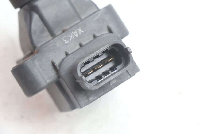 photo de ZüNDSPULE BMW C1 125 (2000 - 2003) - Zoom auf Gebrauchszustand