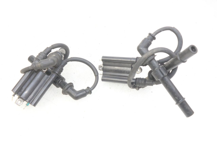 photo de ZüNDSPULE HONDA CB R 1000 (2018 - 2023) - Technische Nahaufnahme