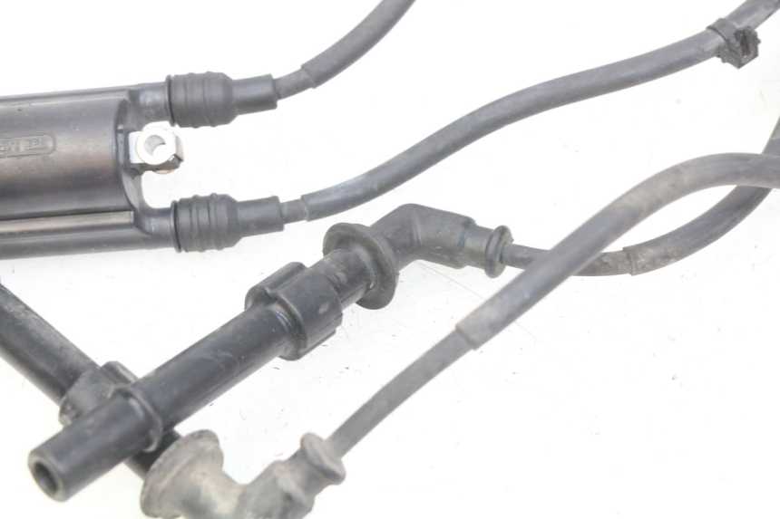 photo de ZüNDSPULE HONDA CB R 1000 (2018 - 2023) - Details der Befestigungspunkte