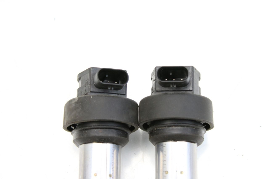 photo de ZÜNDSPULE BMW F GS K81 850 (2018 - 2023) - Technische Nahaufnahme