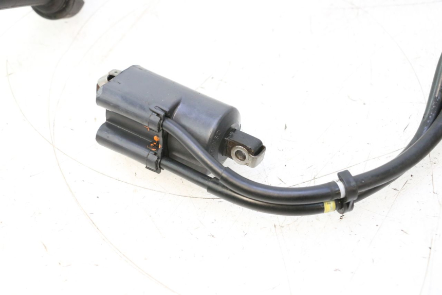 photo de ZÜNDSPULE YAMAHA FJR 1300 (2001 - 2005) - Details der Befestigungspunkte