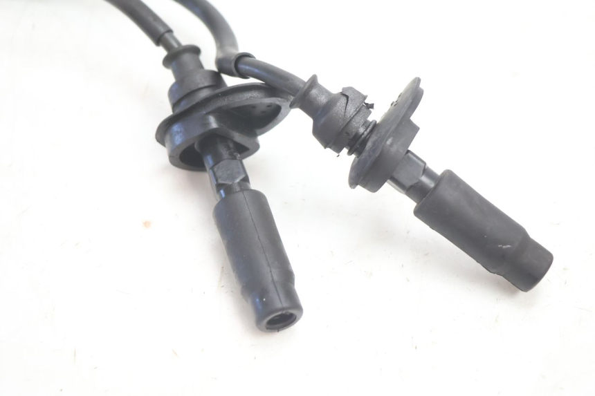 photo de ZÜNDSPULE SUZUKI GSX F GSXF 750 (1988 - 1998) - Oberflächenzustand und Material