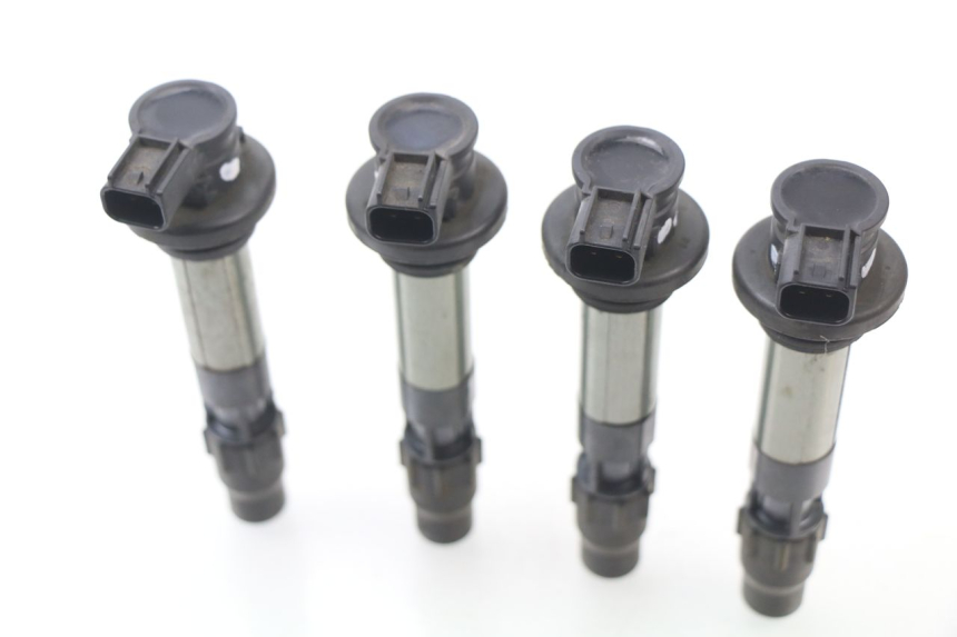 photo de ZÜNDSPULE SUZUKI GSX-R GSXR 600 (2008 - 2010) - Oberflächenzustand und Material