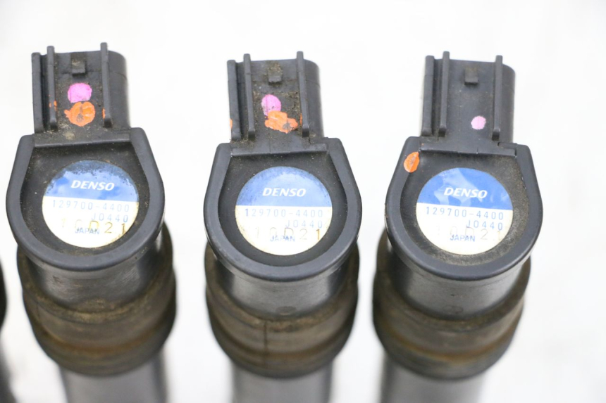 photo de ZÜNDSPULE SUZUKI GSXR GSX-R 1000 (2003 - 2004) - Oberflächenzustand und Material