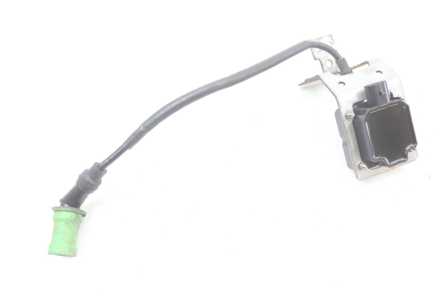 photo de ZüNDSPULE PIAGGIO MP3 LT 400 (2007 - 2012) - Details der Befestigungspunkte