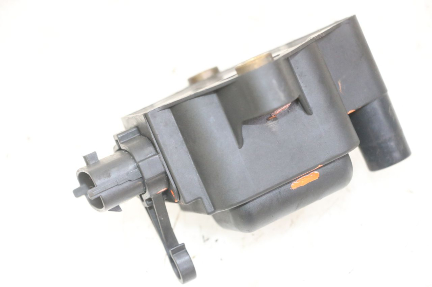 photo de ZÜNDSPULE PIAGGIO MP3 LT 300 (2010 - 2016) - Technische Nahaufnahme