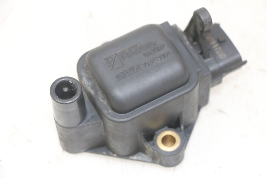 photo de ZÜNDSPULE PIAGGIO MP3 LT 300 (2010 - 2016) - Technische Nahaufnahme