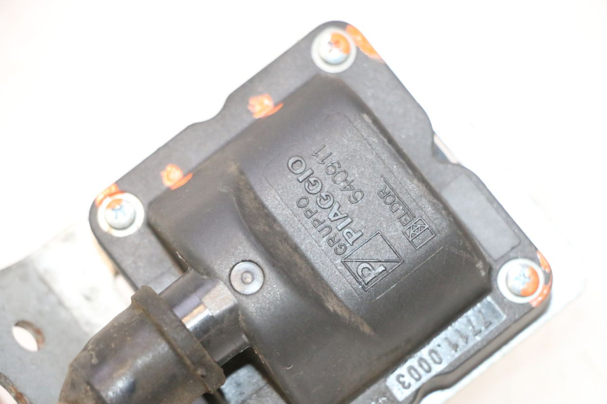 photo de ZüNDSPULE PIAGGIO MP3 LT 400 (2007 - 2012) - Details der Befestigungspunkte