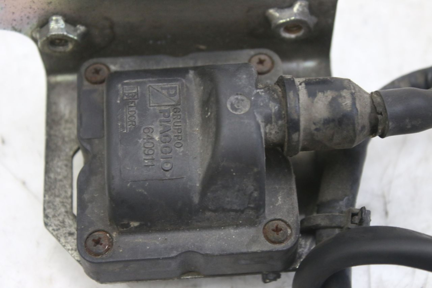 photo de ZüNDSPULE PIAGGIO MP3 RL 250 (2006 - 2010) - Alternative Perspektive