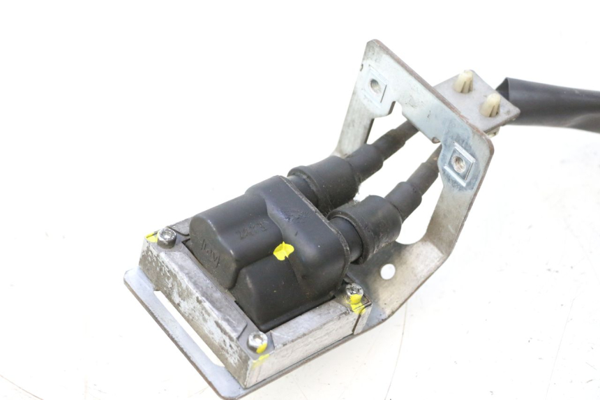 photo de ZüNDSPULE PIAGGIO MP3 500 (2011 - 2015) - Details der Befestigungspunkte