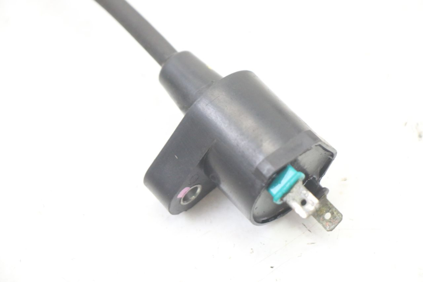 photo de ZüNDSPULE PEUGEOT ELYSTAR 50 (2002 - 2014) - Details der Befestigungspunkte